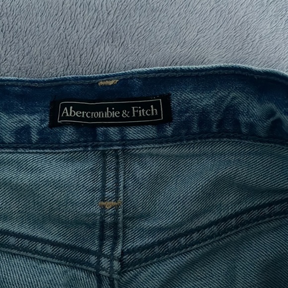 Jean Shorts - Picture 2 of 3